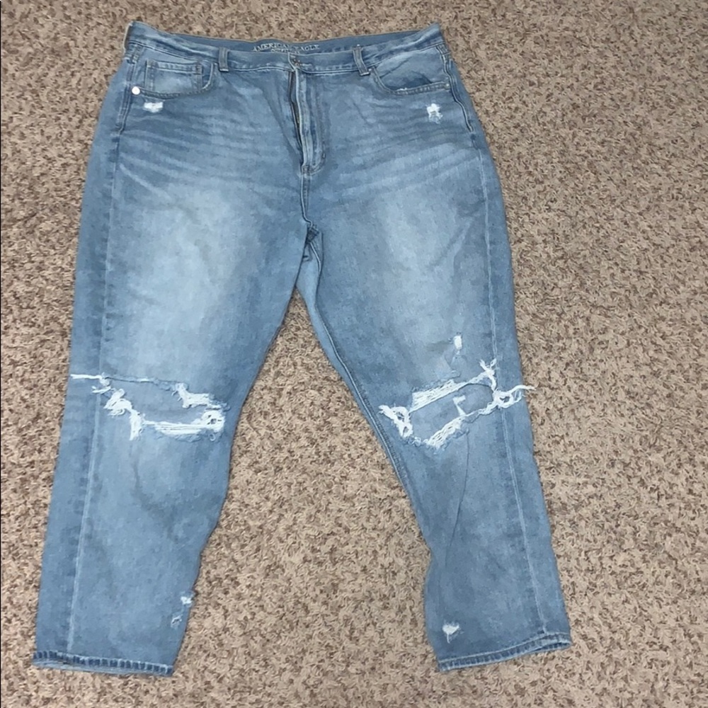 American Eagle Mom Jeans